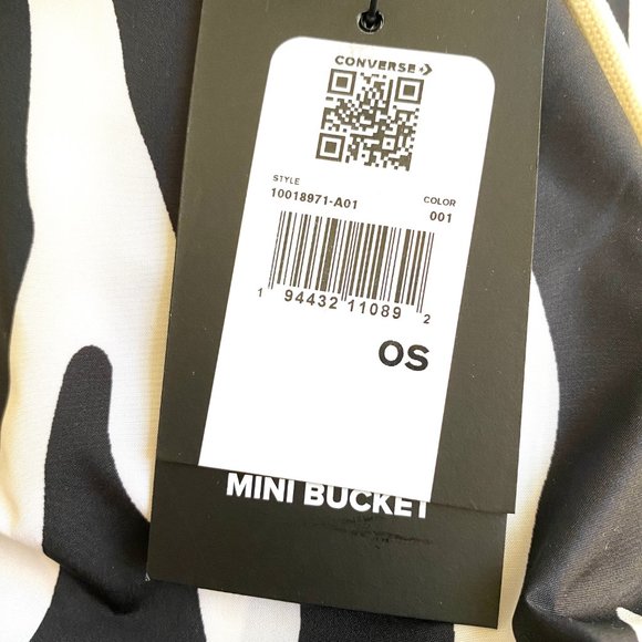 Converse 10018971-A01 Women's Bucket Bag Black White Drawstrings 3 Wear Options - Picture 7 of 7